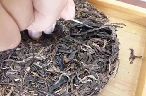 已經(jīng)打開的普洱茶餅應(yīng)如何更好地存放，短期和長(zhǎng)期的方法都教給你?