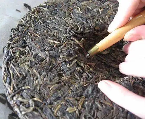 劣質(zhì)普洱茶的常見(jiàn)缺陷，抓住這三個(gè)特征，拒絕劣質(zhì)茶！